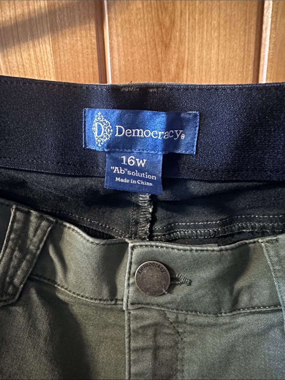 Democracy AbSolution Herb Green Ankle Crop Stretch Jeans - Picture 2 of 5
